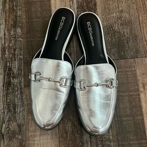 Bcbg silver mule size 8.5